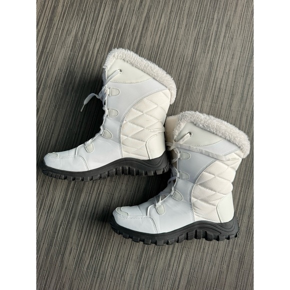 Lace-Up Fur Snow Boots - Picture 10 of 12